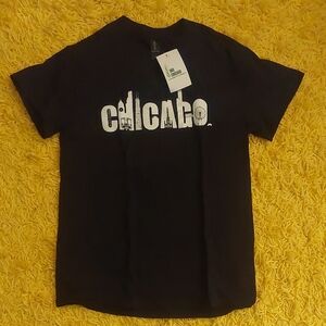 Gildan Black Chicago Graphic Tee